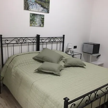 Dely Bed & Breakfast *