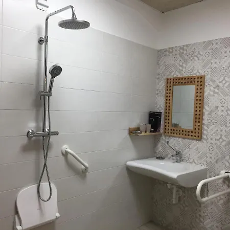 Bed & Breakfast Dely 4*