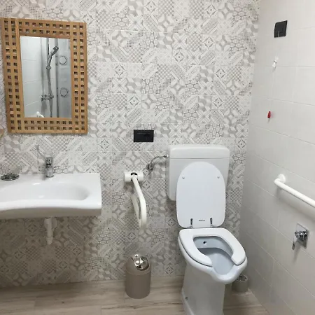 Dely Bed & Breakfast 4*