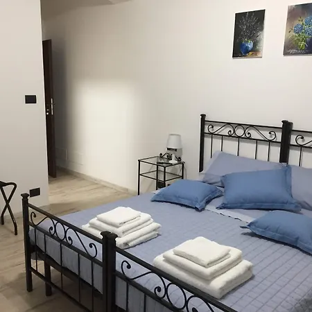 Bed & Breakfast Dely 4*