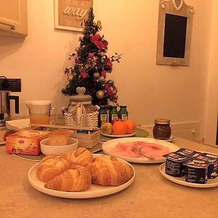 Dely Bed & Breakfast 4*